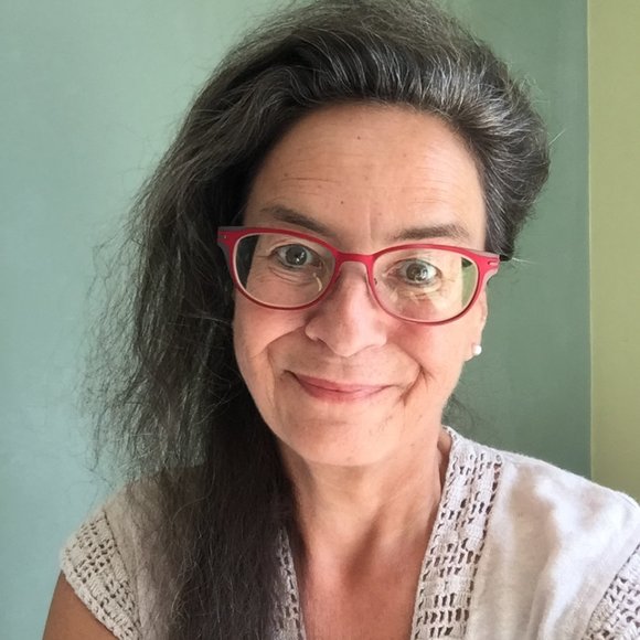 Meet this Posher - Picture 7 of 7